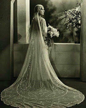 1920s wedding dress