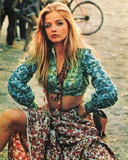 1970s women hippie style