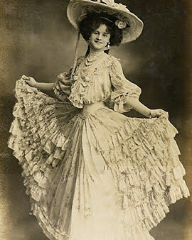 Victorian Women's Fashion