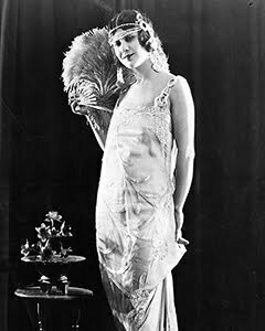 1920s Accessories Fashion