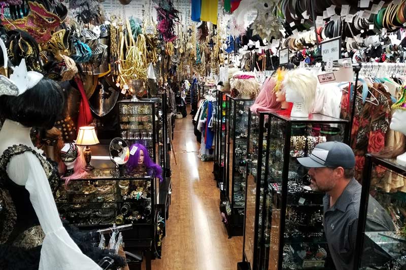 vintage clothing stores