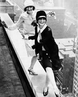 bryder daggry Tropisk forfremmelse 1920s Fashion: Coco Chanel & La Garconne Style - Vintage-Retro