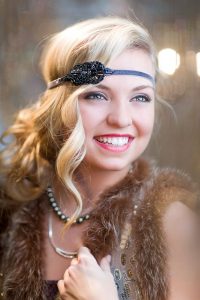 1920s-long-hair-headband