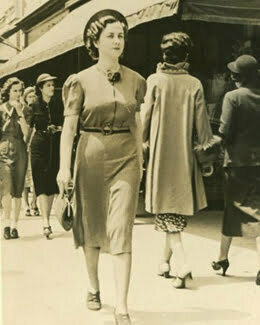 a 1930s woman with an old skirt