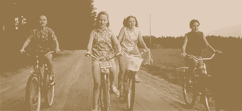 10-reasons-parenting-was-so-much-easier-in-the-80s-playing-outside 1980s girl