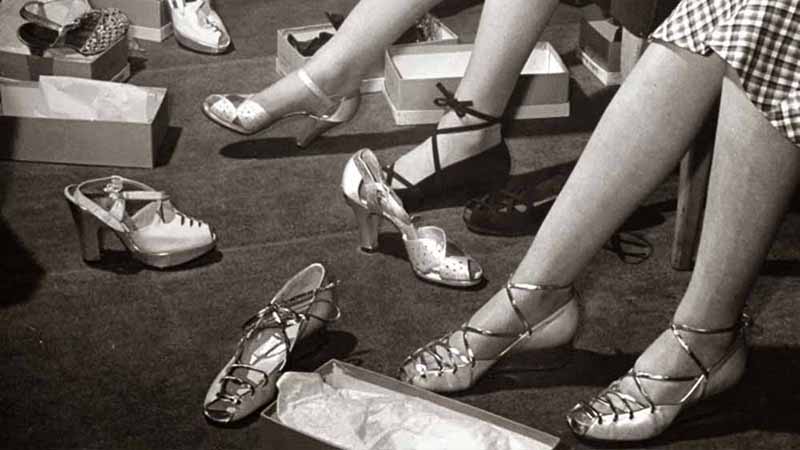 1940s Shoes Styles for Women History