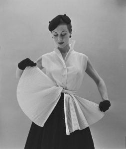 1950s-Cue-Hubert-de-Givenchy