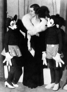 The 1930s-Mickey-Minnie-Mouse-Costume,