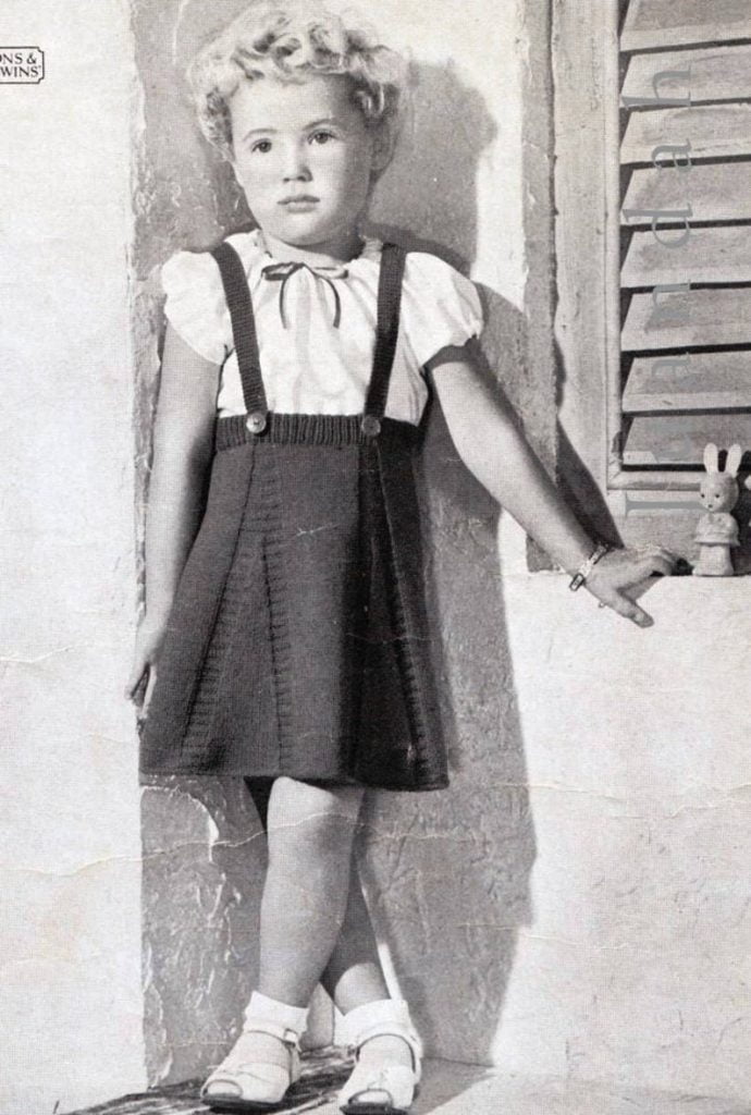 Complete PDF book of vintage 1940s children's knitting image 0