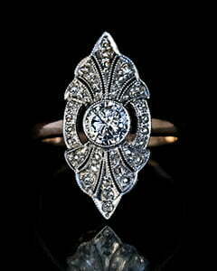 1930s VICTORIAN RINGS