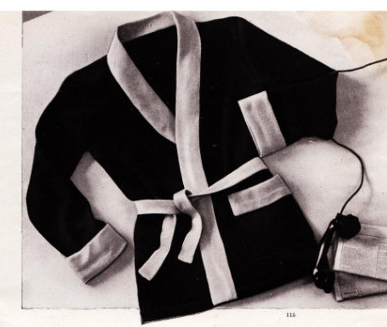 Menswear Vintage Knitting Pattern Mens Smoking Jacket French image 0