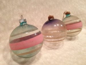 vintage-Paper-Ornament-Caps-9