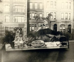 vintage-photography-the-First-Macy's-Thanksgiving-Day-Parade-in-1924-3