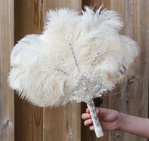 1920s-feather-fan-1