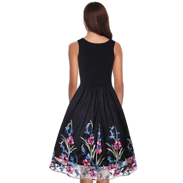 Retro-Round-Neck-Sleeveless-Lace-Stitching-Print-Dress Retro Round Neck Sleeveless Lace Stitching Print Dress
