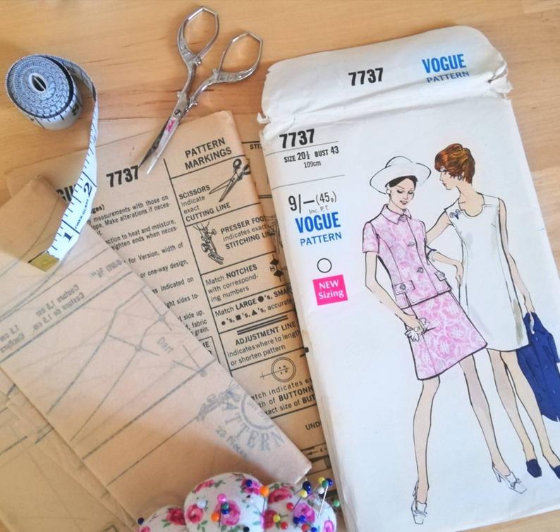 Vintage Vogue 7737 Ladies sewing pattern B43 Jackie O inspired image 0