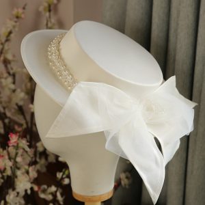 Elegant Pearl Flat Top Hat for Women Fashion All-match Flat Brim British Wedding Dress Hat