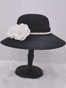 Hepburn Cloche Hat Travel Dresses Modeling The Double Fascinator Hat