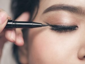 Women Stylish Eyeliner Makeup