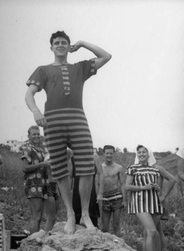 1920s Mens Bathing Suits